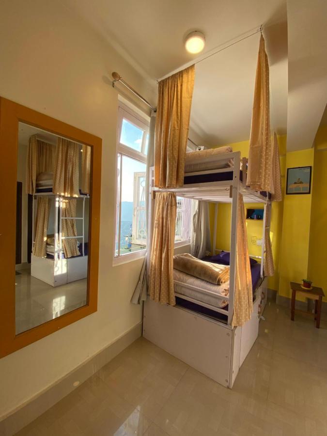 Ostello Tag Along Backpackers Gangtok Esterno foto