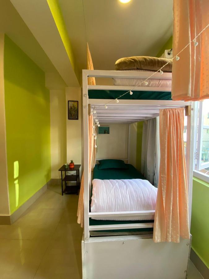 Ostello Tag Along Backpackers Gangtok Esterno foto